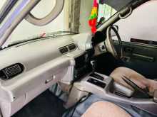https://riyasewana.com/uploads/nissan-sereena-151753014353.jpg