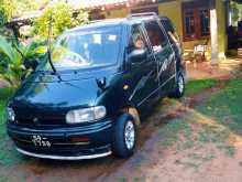 Nissan Serena 1992 Van