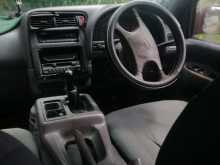 https://riyasewana.com/uploads/nissan-serena-13910404452.jpg