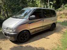 Nissan Serena 2004 Van