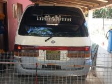 Nissan Serena 1992 Van
