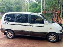 Nissan Serena 1995 Van