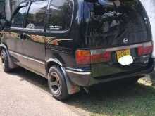 https://riyasewana.com/uploads/nissan-serena-16800174192.jpg