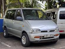 Nissan Serena 1995 Van