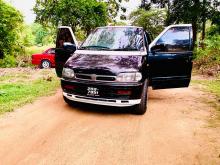 Nissan Serena 1994 Van