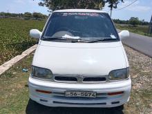 Nissan Serena 1991 Van