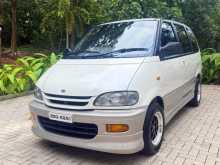 Nissan Serena 1992 Van