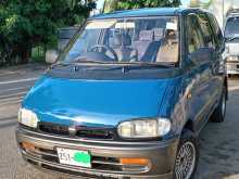 Nissan Serena 1993 Van