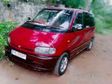 Nissan Serena 1993 Van