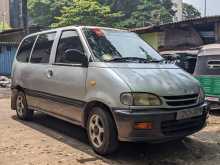 Nissan Serena 1993 Van