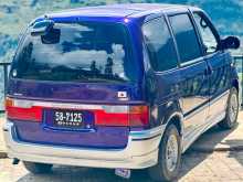Nissan Serena 1993 Van
