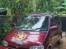 Nissan Serena 1994 Van