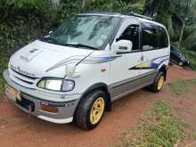 Nissan Serena 1994 Van