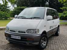 Nissan Serena 1995 Van