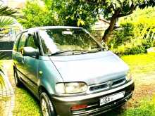Nissan Serena 1995 Van