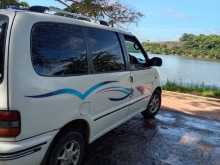 Nissan Serena 1995 Van