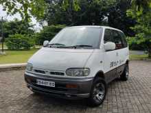 Nissan Serena 1995 Van