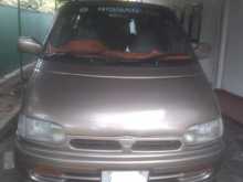 Nissan Serena 1997 Van
