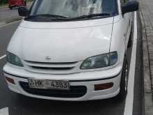 Nissan Serena 1998 Van