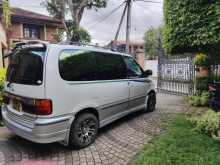 Nissan Serena 1998 Van