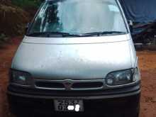 Nissan Serena 1999 Van