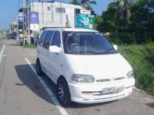 Nissan Serena 1999 Van