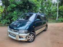 Nissan Serena 2001 Van