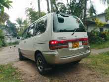 Nissan Serena 2001 Van