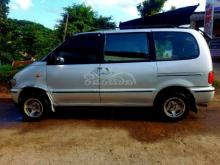 https://riyasewana.com/uploads/nissan-serena-2001-2714262012682811.jpg