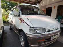 Nissan Serena 1998 Van