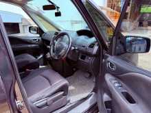 https://riyasewana.com/uploads/nissan-serena-2013-2013-187390412654.jpg