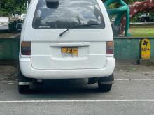 Nissan Serena 1993 Van