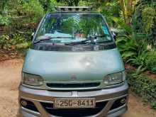 Nissan Serena 1994 Van