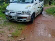 Nissan Serena 1996 Van