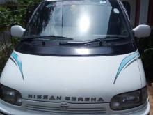 Nissan Serena 2000 Van