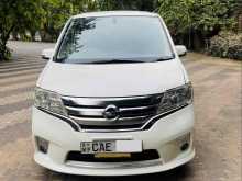 Nissan Serena 2013 Van