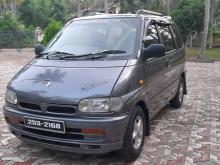 Nissan SERENA 1998 Van