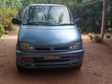 Nissan Serena 1994 Van