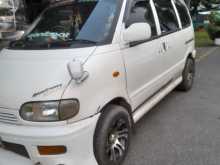 https://riyasewana.com/uploads/nissan-serena-27163015143.jpg