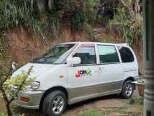 Nissan Serena 1998 Van
