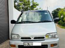 Nissan Serena 2004 Van