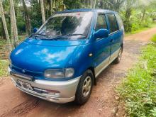 Nissan Serena 1992 Van