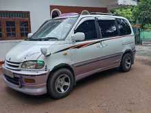 Nissan Serena 1995 Van