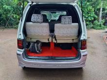 https://riyasewana.com/uploads/nissan-serena-41408076066.jpg
