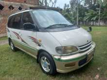 Nissan Serena 1992 Van