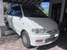 Nissan Serena 1997 Van