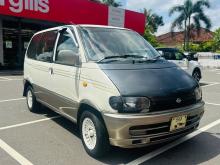 Nissan Serena 1994 Van