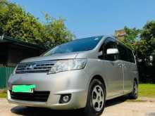 Nissan Serena C25 2008 Van
