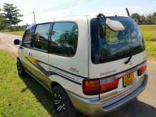 https://riyasewana.com/uploads/nissan-serena-fx-21446104262.jpg