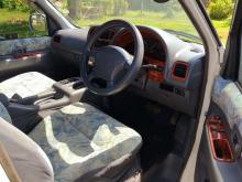 https://riyasewana.com/uploads/nissan-serena-fx-21447196866.jpg